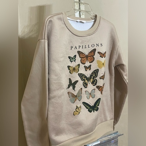 ROMWE BEIGE BUTTERFLY GRAPHIC SWEATSHIRT SZ Lg - Picture 1 of 5